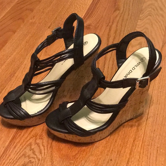 Wild Diva Shoes - Black wedges Wild Diva Shoes - Black wedges